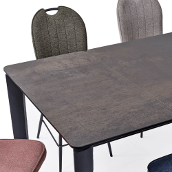 Table Hugo extensible