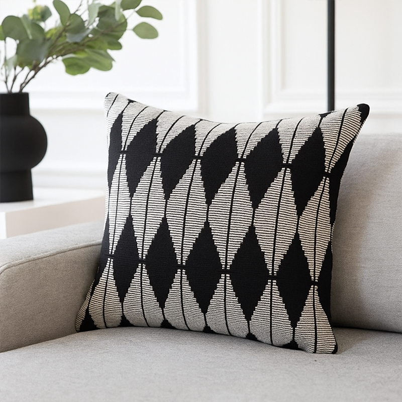 Coussin Alaia noir