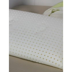 Oreiller mémoire de forme Slim perforé